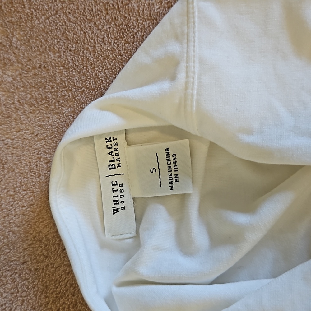 3 Tank Tops - Picture 4 of 13
